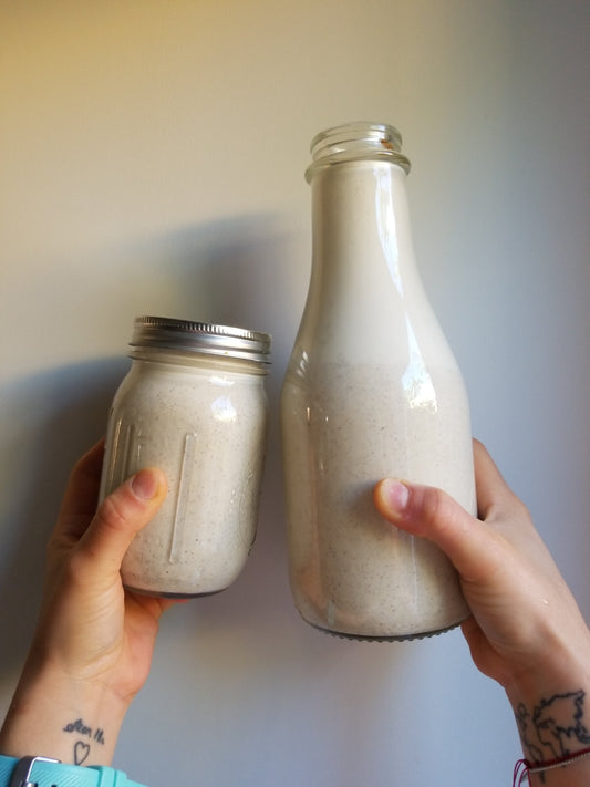 About Milk and Nut Milks / Leches Vegetales, Cual tomar?